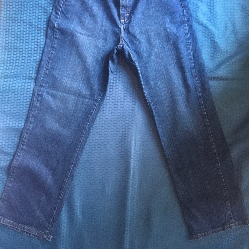 Lee Jeans - Picture 3 of 5